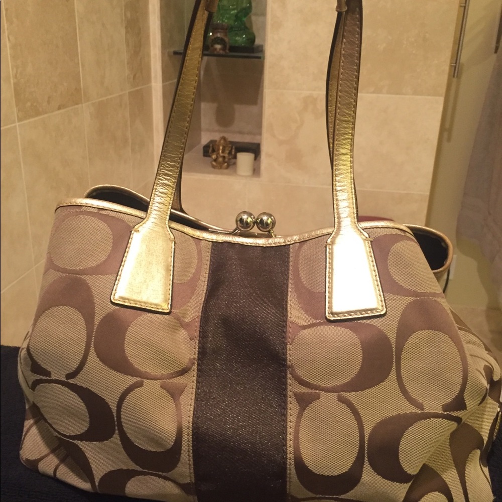 Coach purse- excellent condition